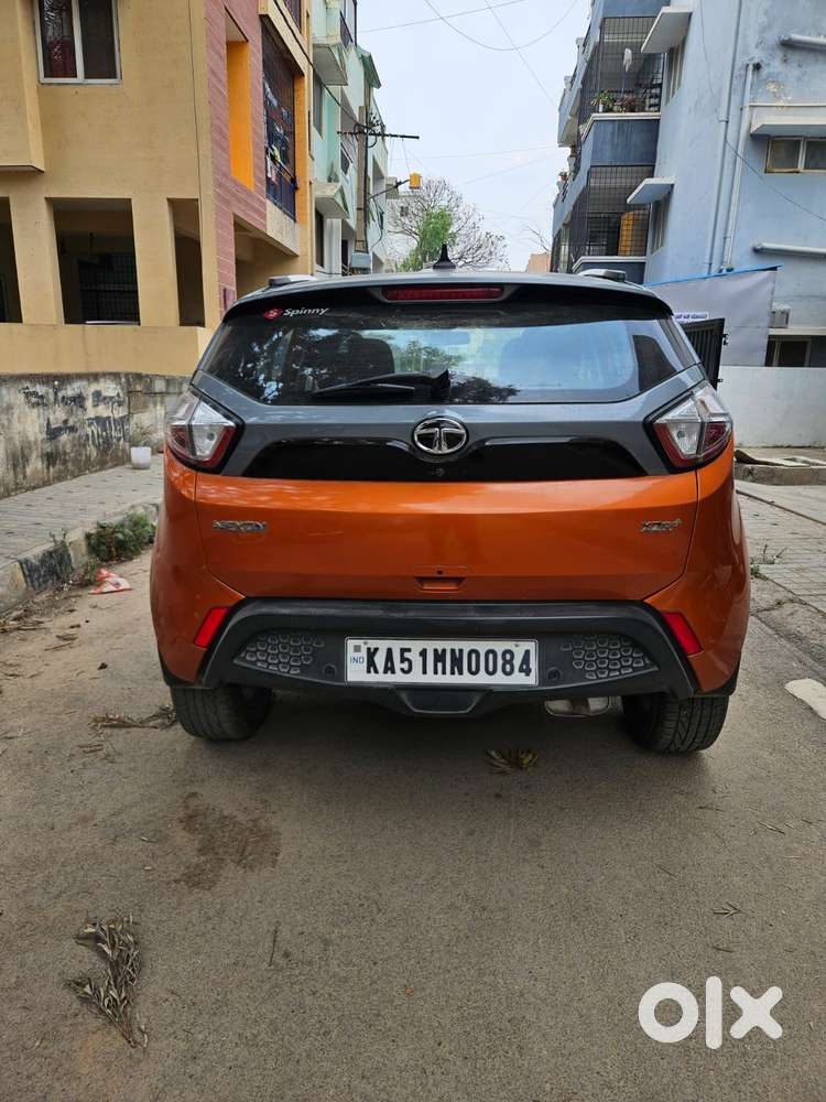 Tata Nexon Kraz Plus Amt, 2019, Petrol
