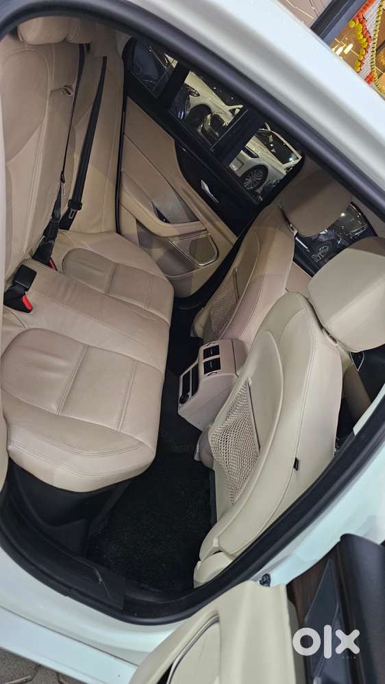 Jaguar Xe, 2021, Petrol