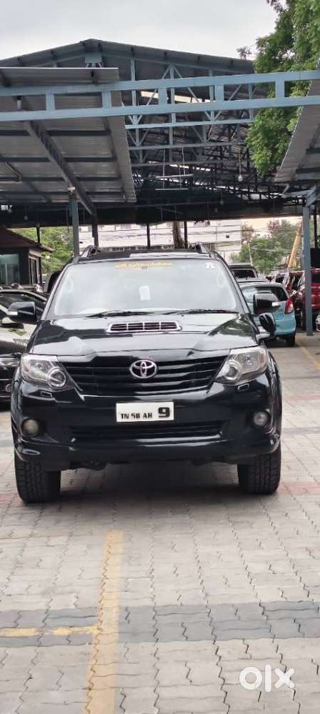 Toyota Fortuner, 2012, Petrol