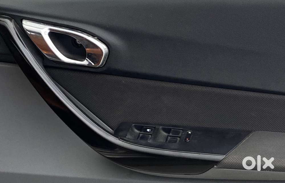 Tata Tigor Xza, 2019, Petrol