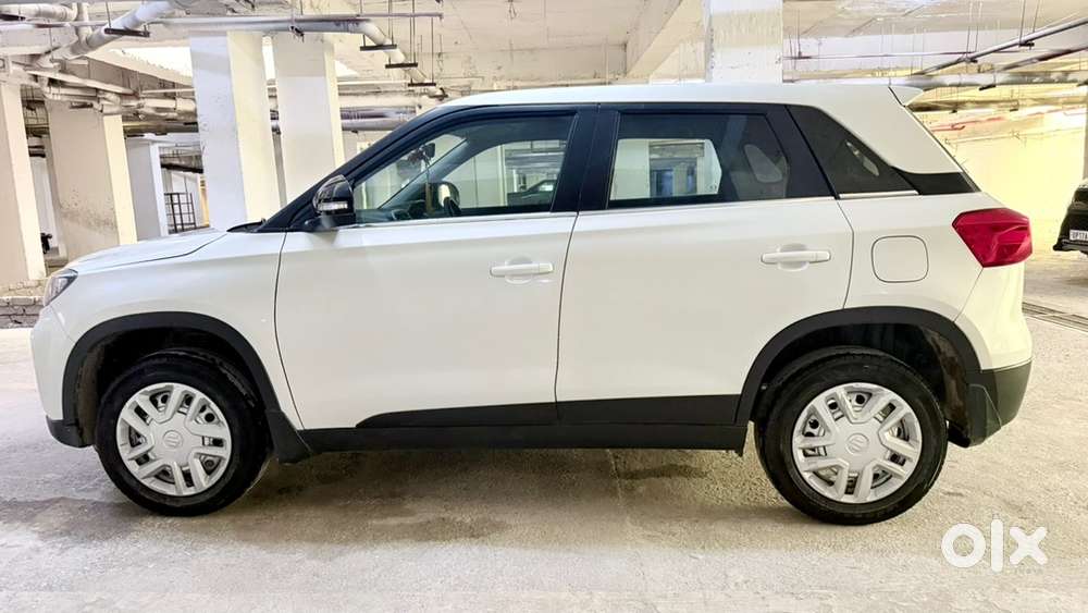 Maruti Suzuki Brezza Petrol Lxi 1.5 Mt  Novemver 2020 Car
