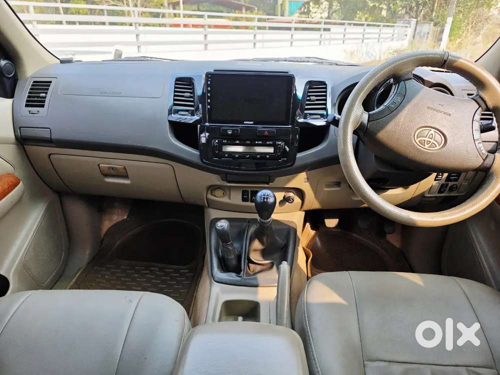 Toyota Fortuner 2011 Diesel 126000 Km Driven