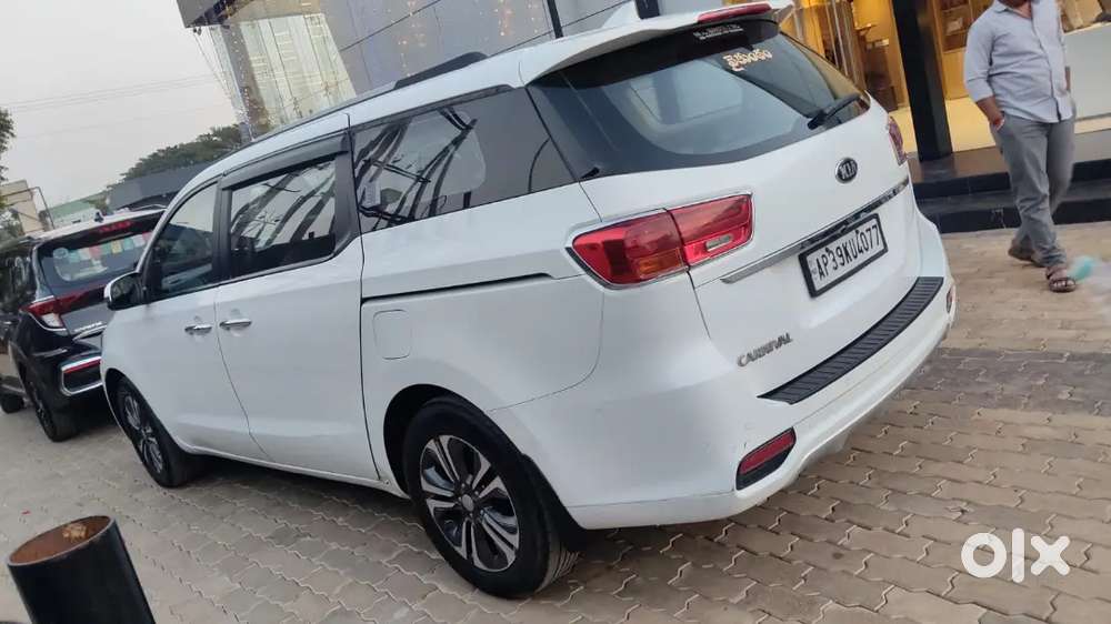 Kia Carnival 7seater 2021