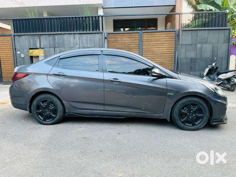 Hyundai Fluidic Verna 1.6 Vtvt S, 2011, Petrol