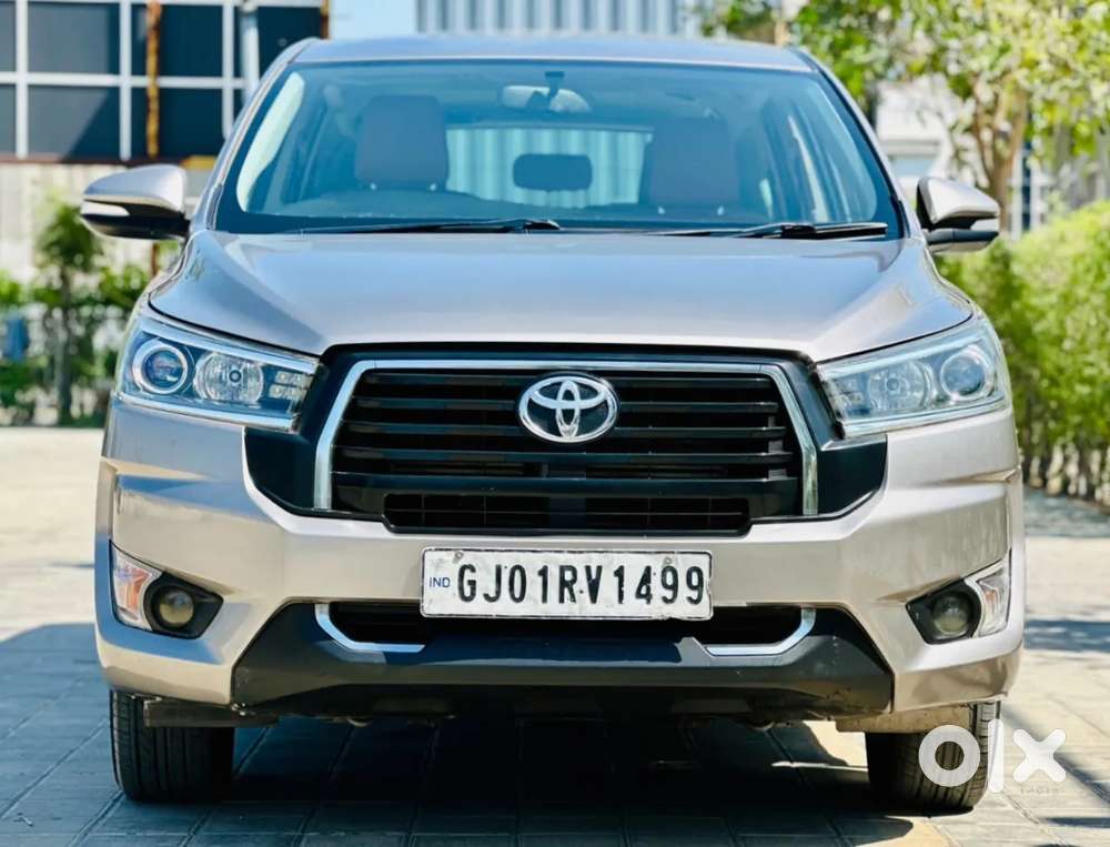 Toyota Innova Crysta 2.4 V 7 Str, 2016, Diesel