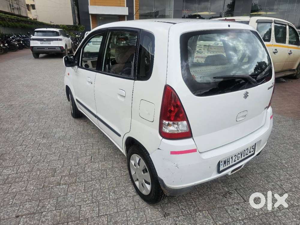 Maruti Suzuki Estilo Lxi Bs-iv, 2011, Petrol