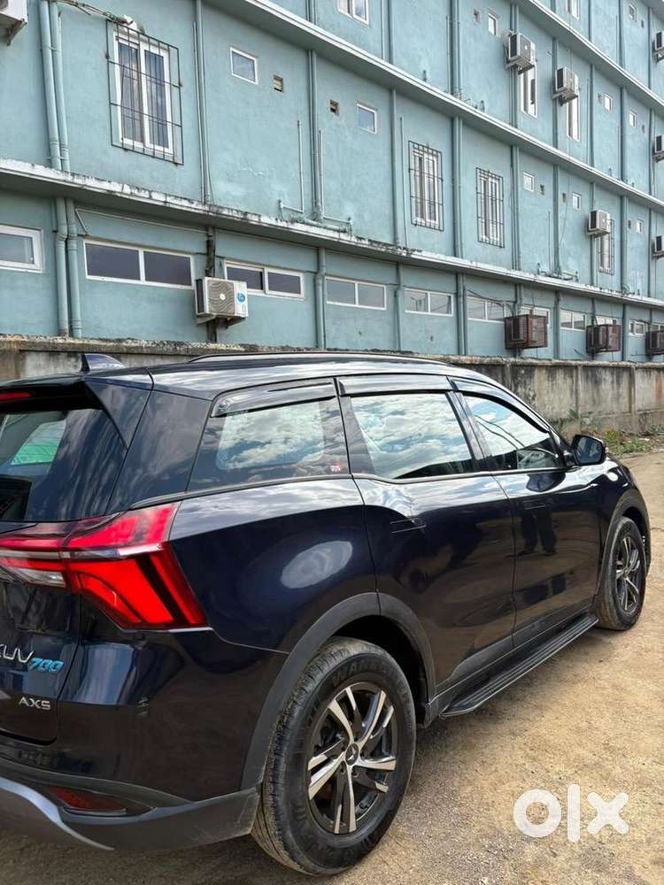 Mahindra Xuv700 2023 Petrol Well Maintained