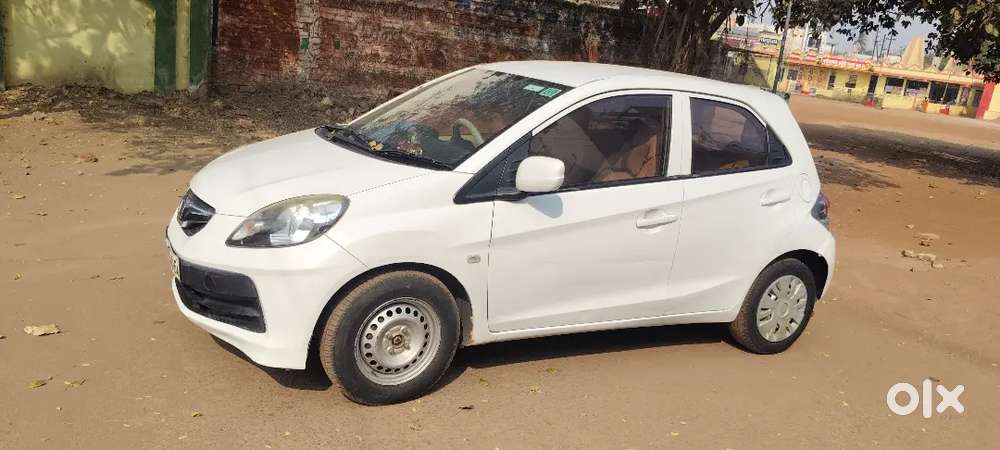 Honda Brio 2013 Petrol Well Maintained