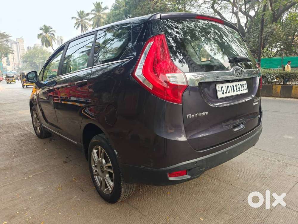 Mahindra Marazzo M8 2020