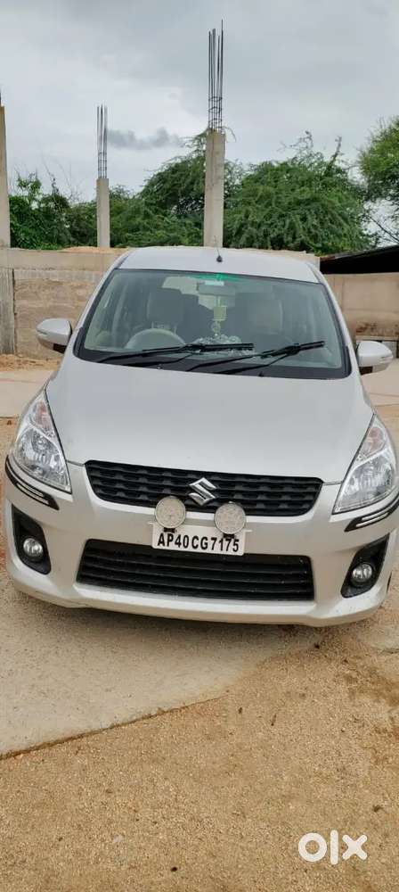 Maruti Suzuki Ertiga 2014 Diesel 830000 Km Driven