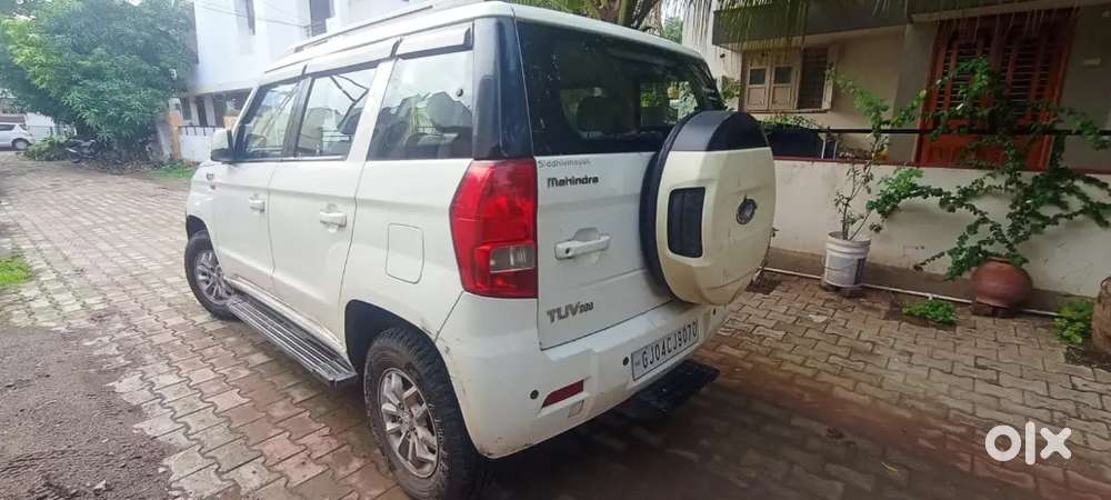 Mahindra Tuv 300 2017