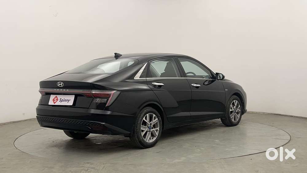 Hyundai Verna Sx 1.5 Petrol Ivt, 2024, Petrol