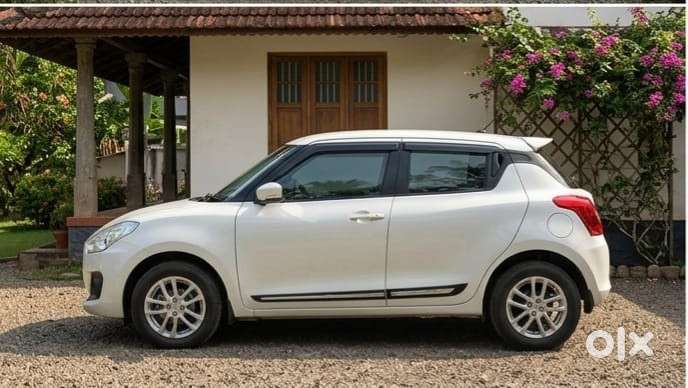 Maruti Suzuki Swift, 2023, Petrol