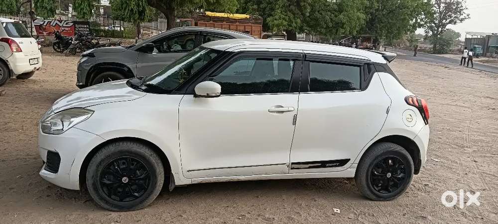 Maruti Suzuki Swift 2021 Petrol 75000 Km Driven ..