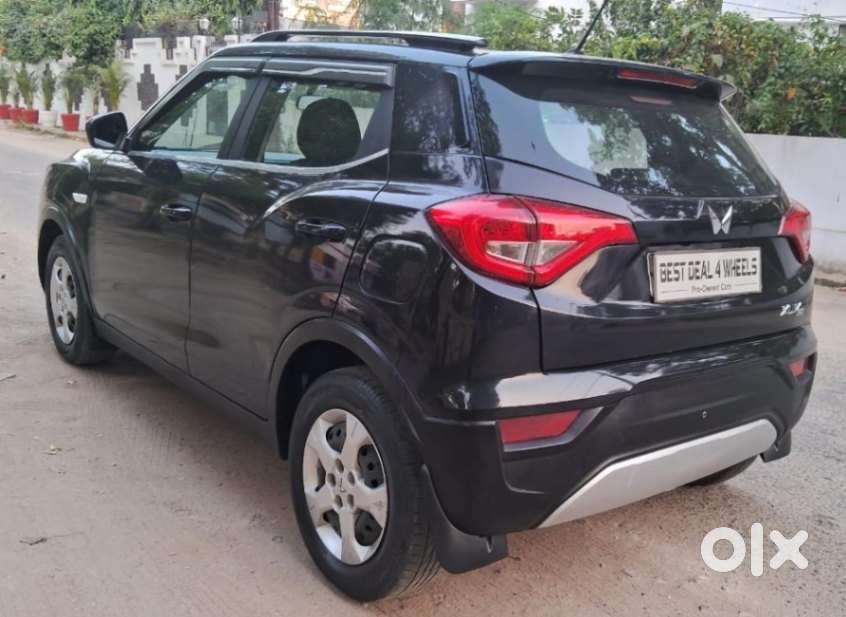 Mahindra Xuv300 W6, 2024, Petrol