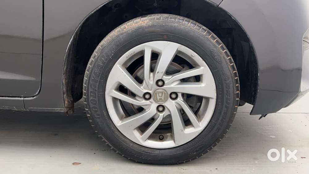 Honda Jazz [2020-2023] 1.2 Vx I-vtec Mt, 2019, Petrol