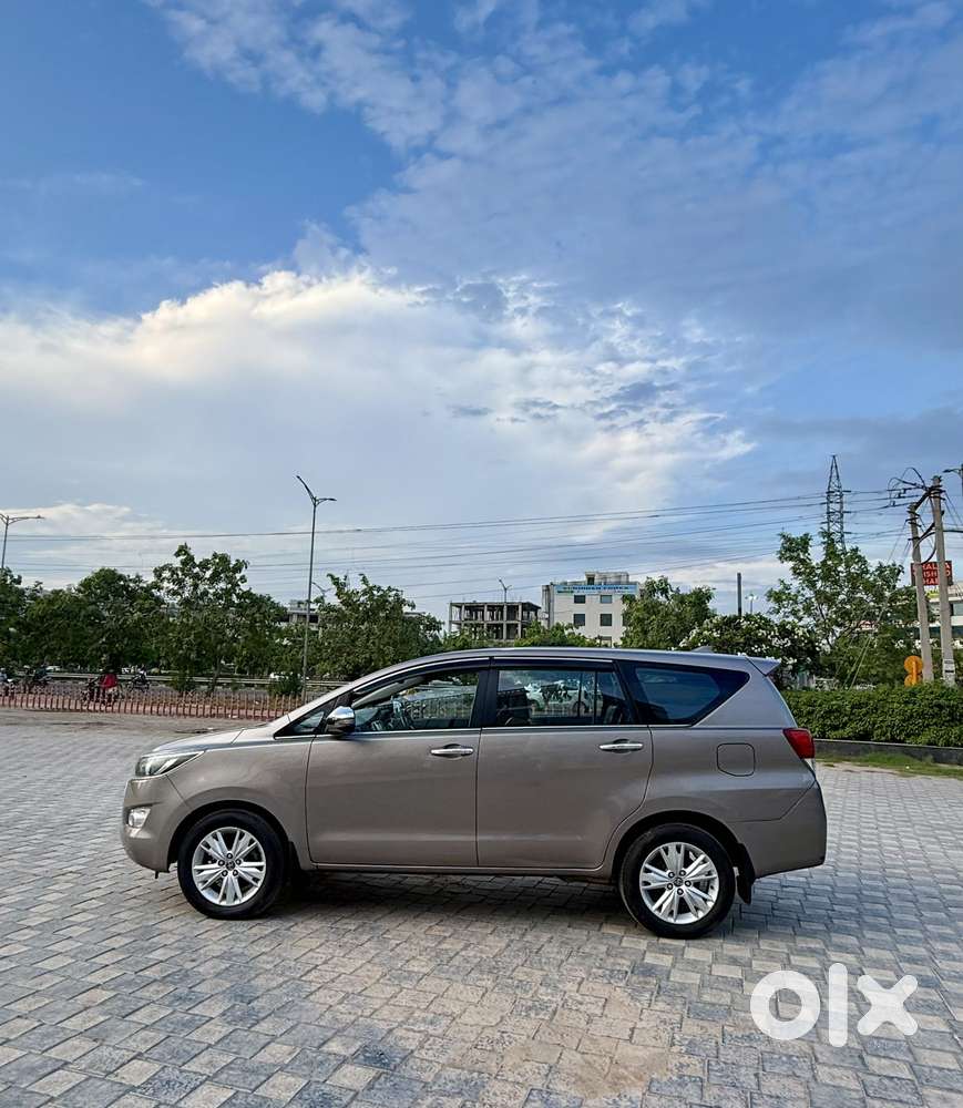 Toyota Innova Crysta 2.8z Automatic, 2018, Diesel