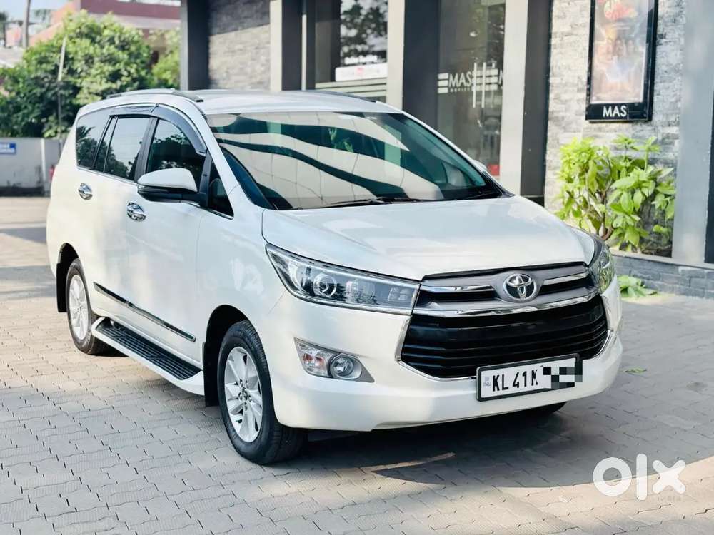 Toyota Innova Crysta 2017