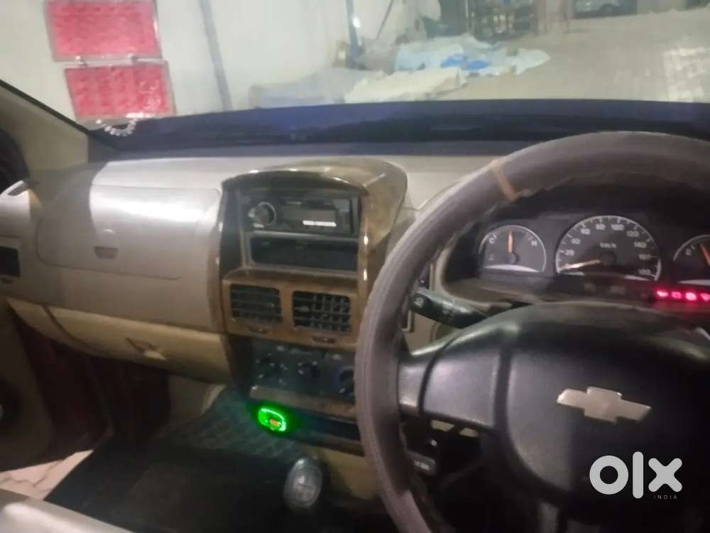 Chevrolet Tavera Ls 10-seater 2010