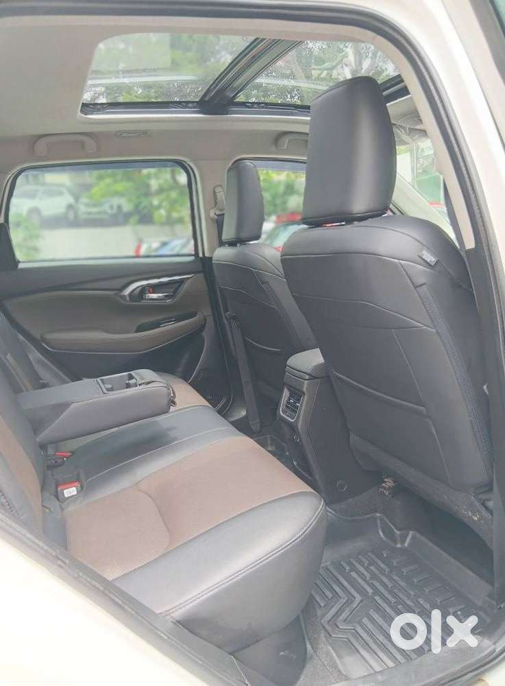 Toyota Urban Cruiser Hyryder 1.5 V Hybrid, 2024, Cng & Hybrids