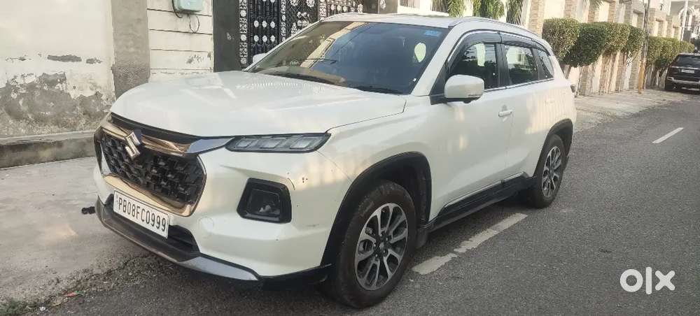 Maruti Suzuki Grand Vitara 2023 Petrol Well Maintained