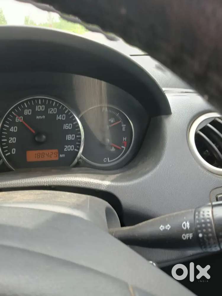 Maruti Suzuki Swift 2010