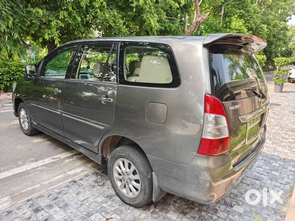 Toyota Innova, 2013, Diesel