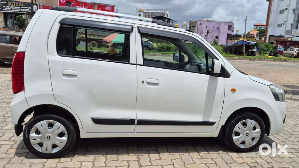 Maruti Suzuki Wagon R Vxi, 2012, Petrol