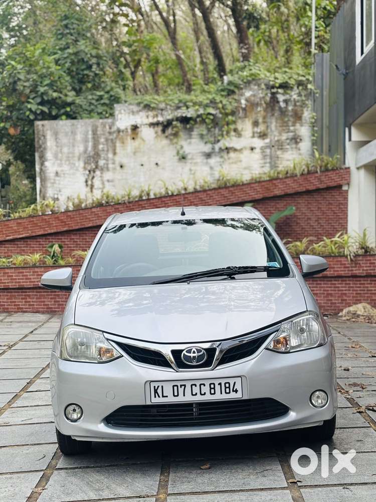 Toyota Etios Liva 2014-2016 G, 2015, Petrol