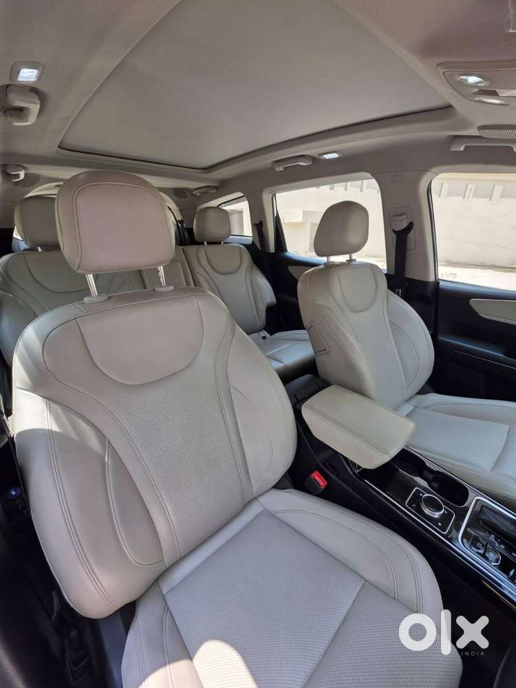 Mahindra Xuv700 Luxury Fully Automatic 2022 Petrol 48000 Km Driven