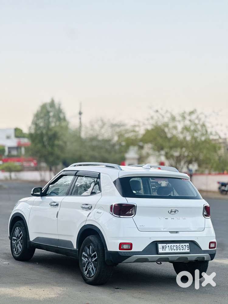 Hyundai Venue 1.5 Crdi Sx (o), 2021, Diesel
