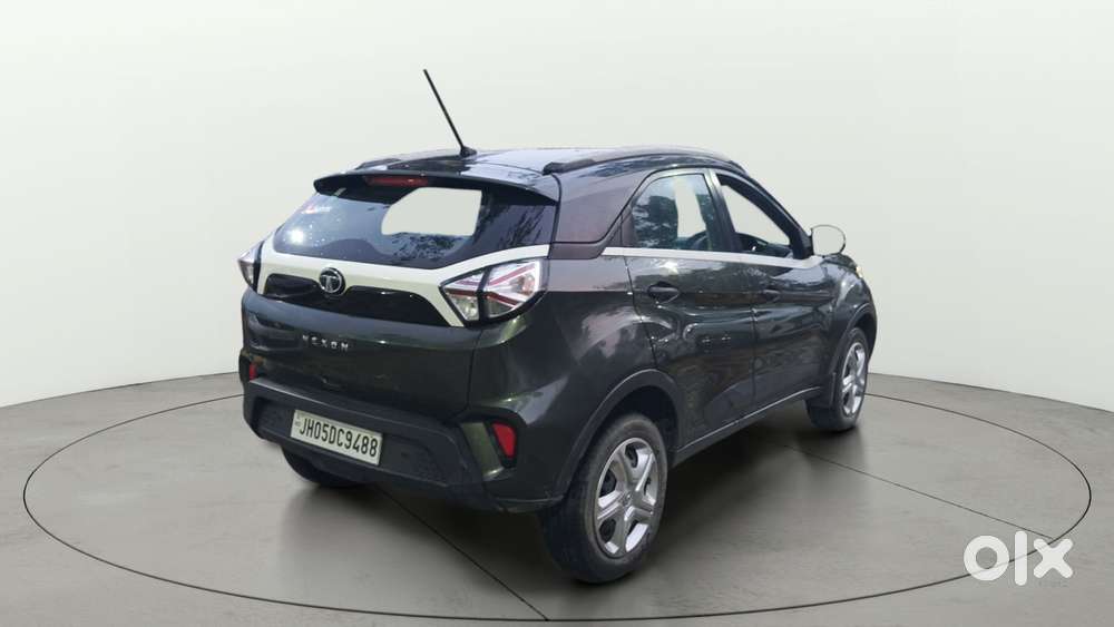 Tata Nexon 1.5 Revotorq Xma Amt (s), 2022, Diesel