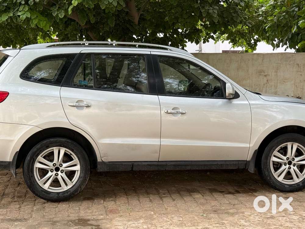 Hyundai Santa Fe 2011 Diesel Good Condition