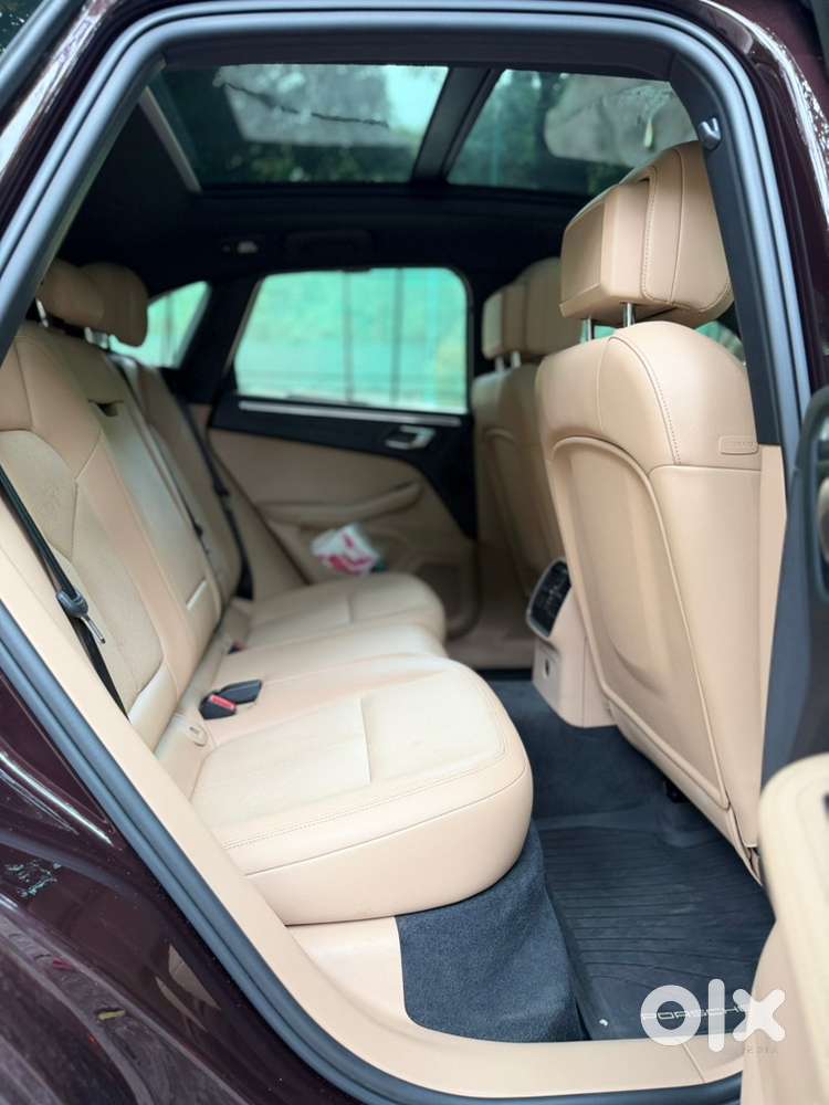 Porsche Macan 2024 Petrol 11000 Km Driven
