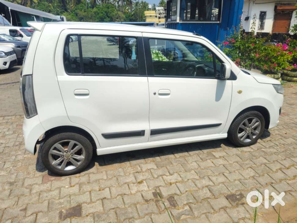 Maruti Suzuki Wagon R Stingray Vxi, 2013, Petrol