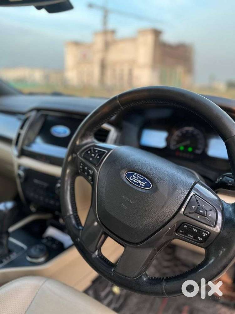 Ford Endeavour 3.2 Titanium At 4x4, 2017, Diesel