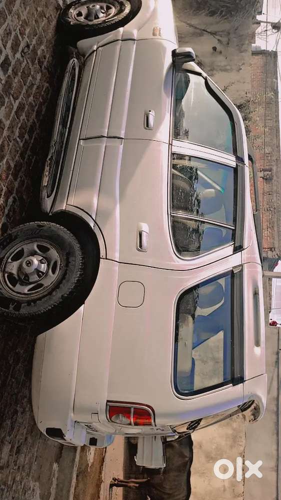 Tata Safari 2.2 Dicor 2012