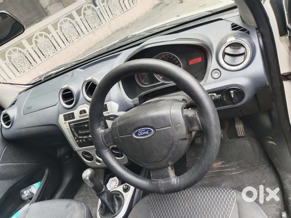 Ford Figo 2013 Diesel 80000 Km Driven