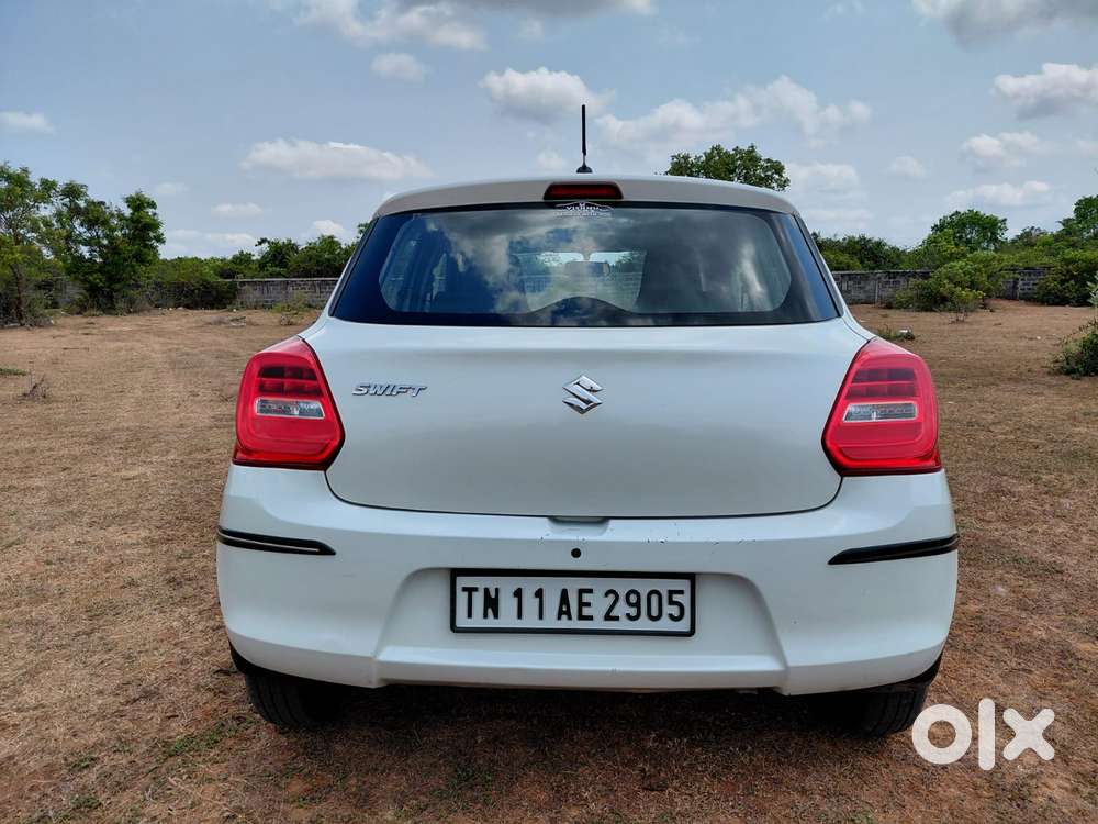 Maruti Suzuki Swift Lxi Optional-o, 2018, Petrol