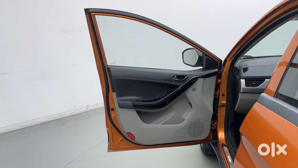 Tata Nexon 1.5 Revotorq Xma Amt (s), 2019, Petrol