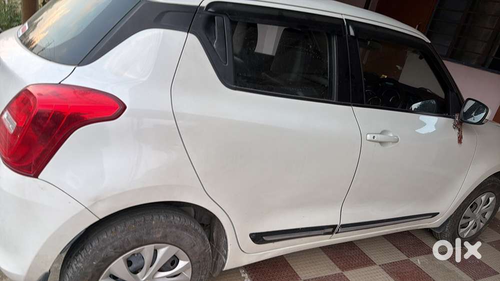 Maruti Suzuki Swift Petrol Manual 2023