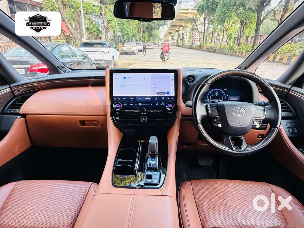 Toyota Vellfire Vip – Executive Lounge, 2024, Petrol