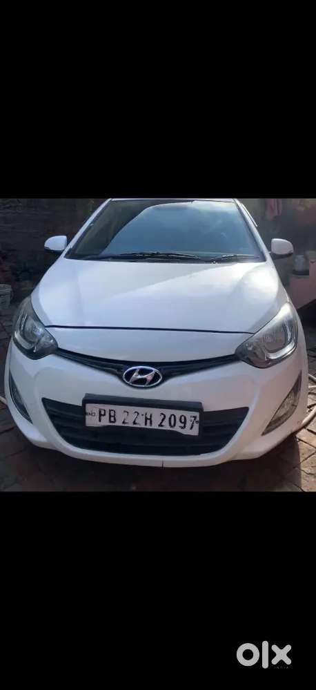 Hyundai I20 Sportz Diesel 2013