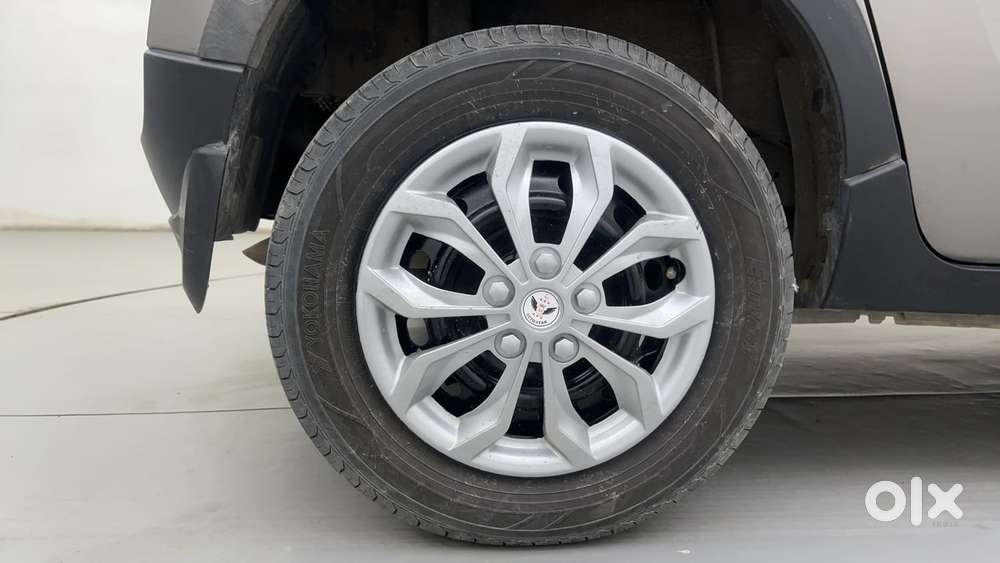 Mahindra Kuv 100 2016-2017 Mfalcon D75 K4, 2016, Diesel