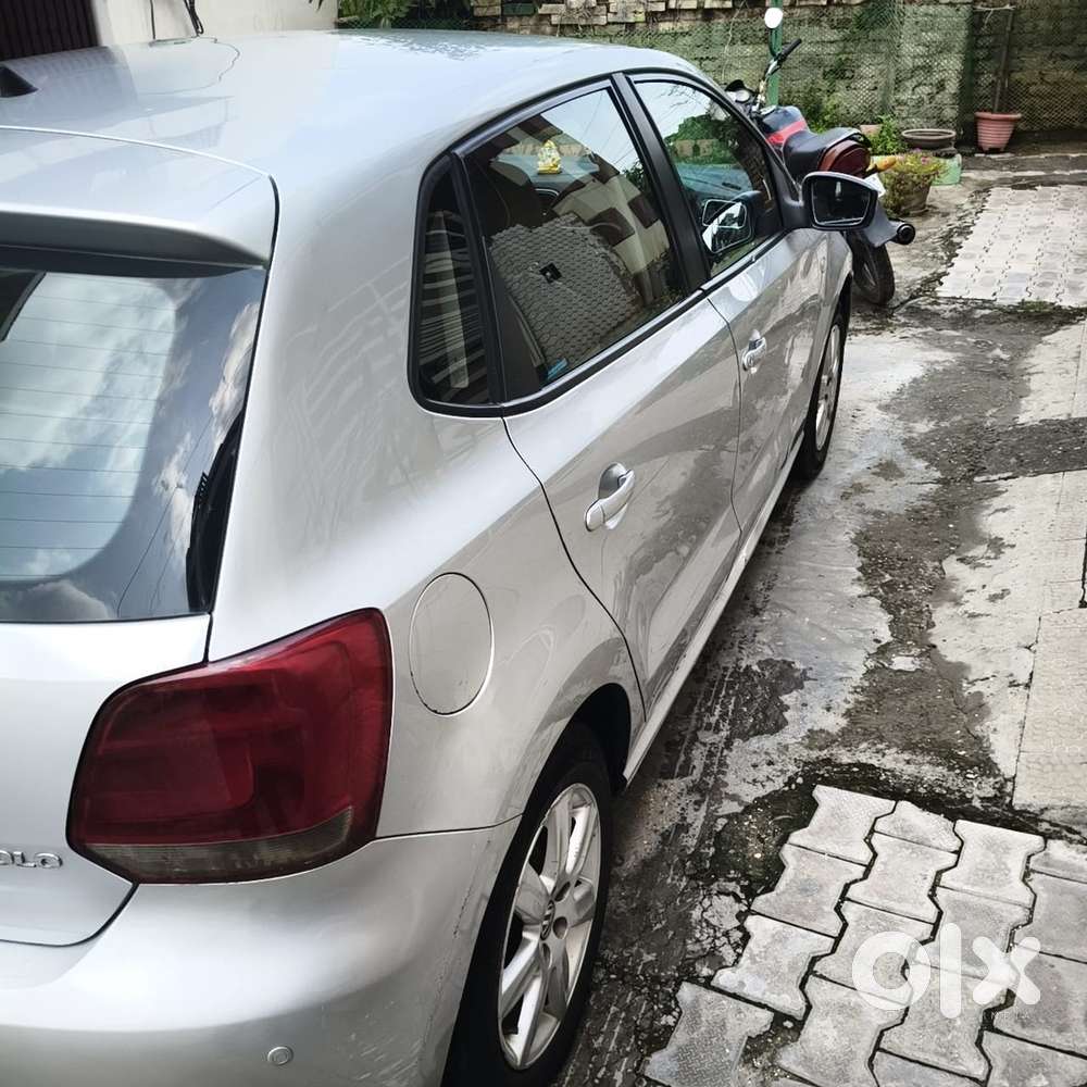 Volkswagen Polo 2011 Odometer 77000 Km