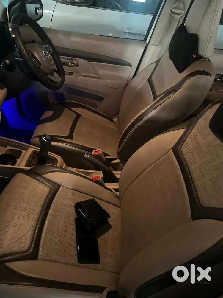 Maruti Suzuki Ertiga December 2018 Petrol 23758 Km Driven