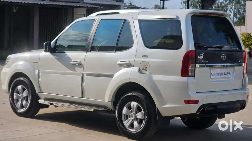 Tata Safari Storme 2014 Diesel Manual Car