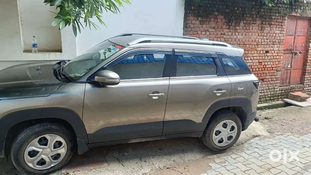Maruti Suzuki Brezza 1.5 Lxi 2025