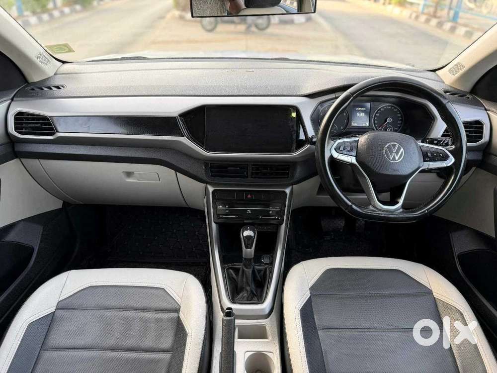Volkswagen Taigun 1.0 Tsi Highline At, 2022, Petrol