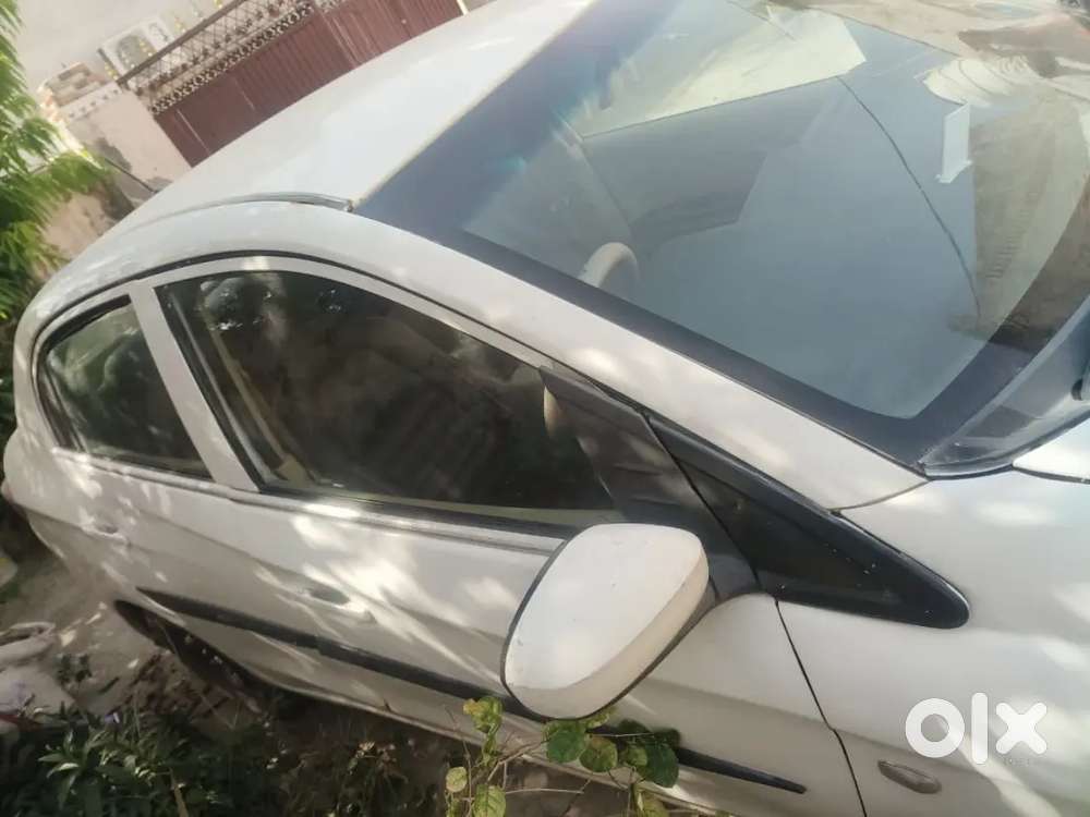 Honda Amaze 2016 Petrol 90000 Km Driven One Hand Use